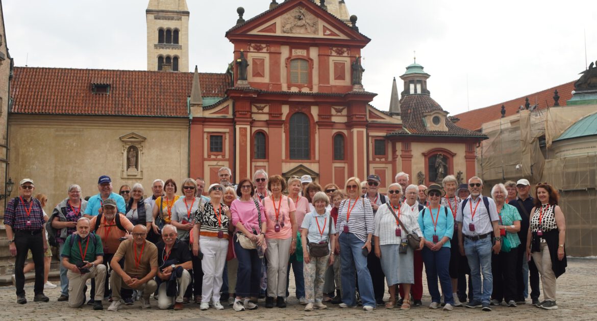 Reise zur größten Burganlage der Welt
